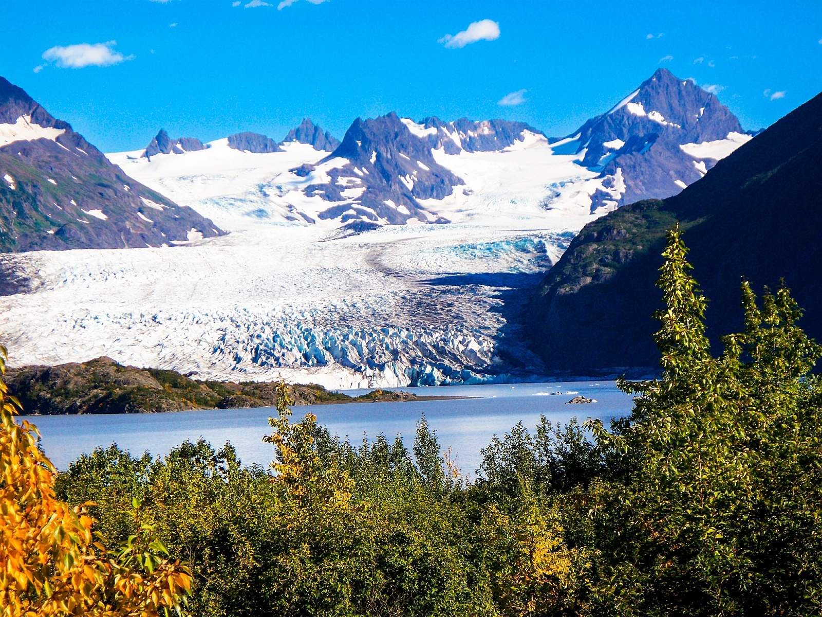 Grewingk Glacier descending toward the lake
