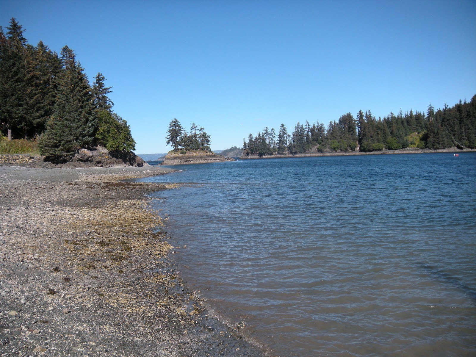 Beach walk at Jakolof Bay
